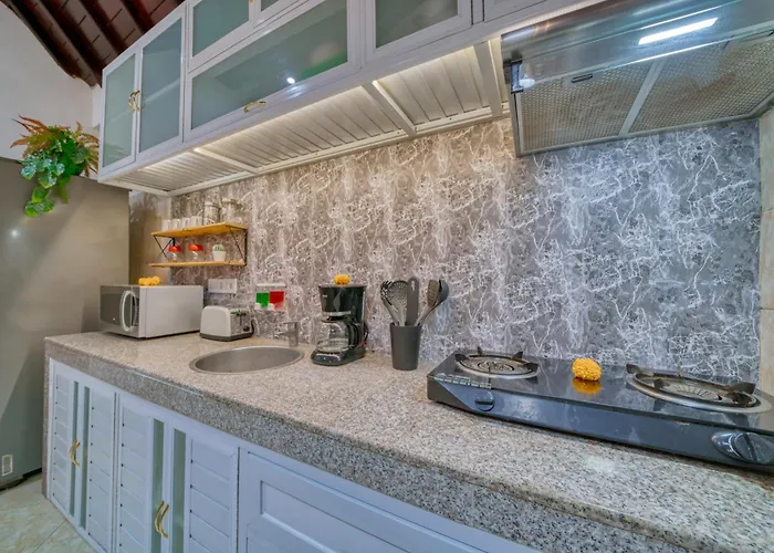 Villa Peaceful 2bd With Private Pool And Garden